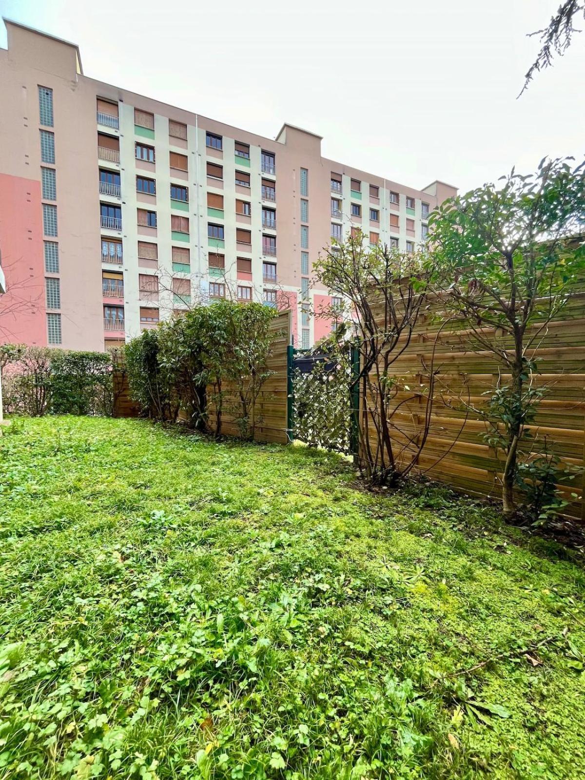 Apartment Decines *